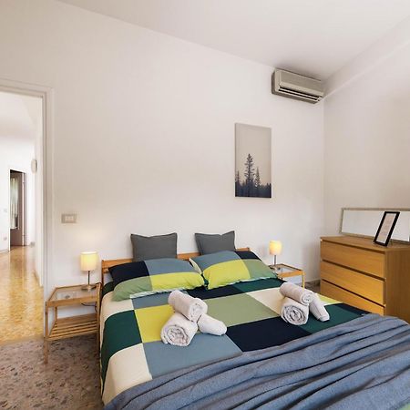 Spazioso Appartamento Vicino Eur Roma Esterno foto
