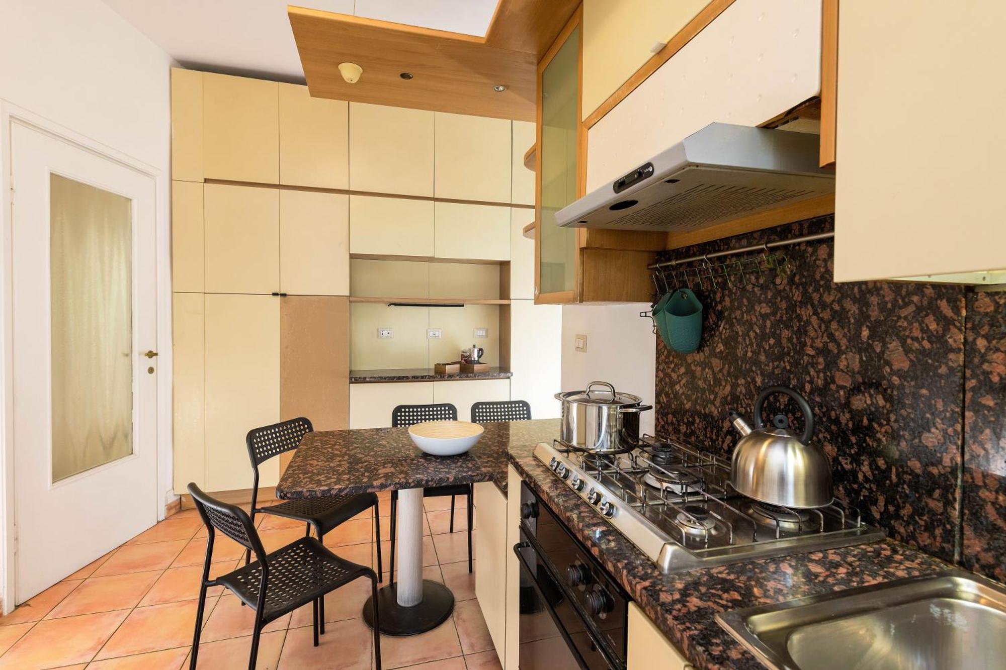 Spazioso Appartamento Vicino Eur Roma Esterno foto